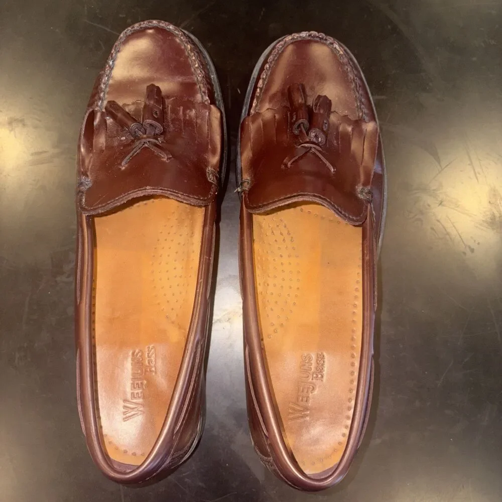 GH Bass Leather Weejuns Loafer Tassel Men’s Size 8.5M Old Money Preppy Office